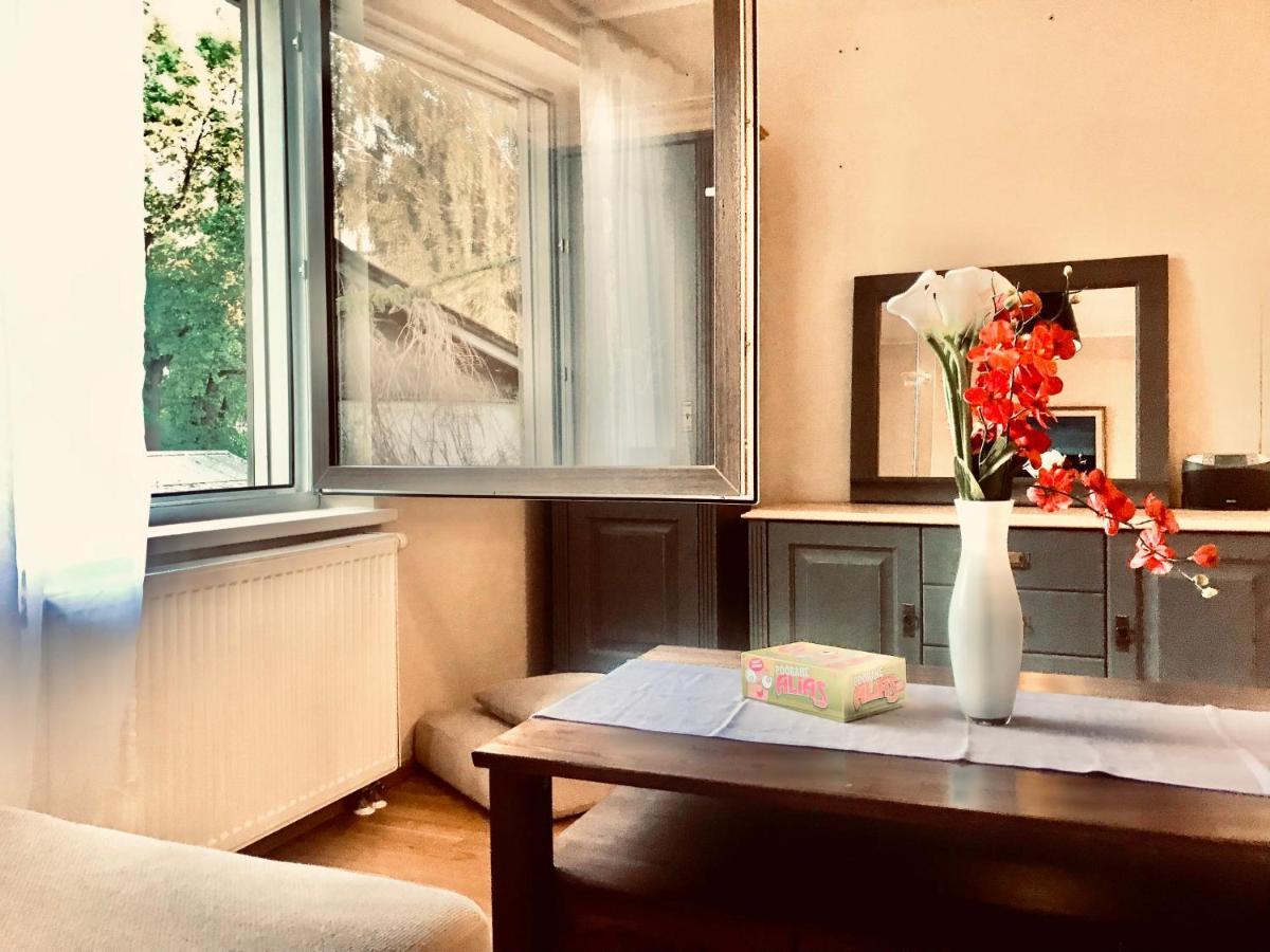 Cozy City Penthouse Apartment, Free Parking Tallinn Exteriör bild
