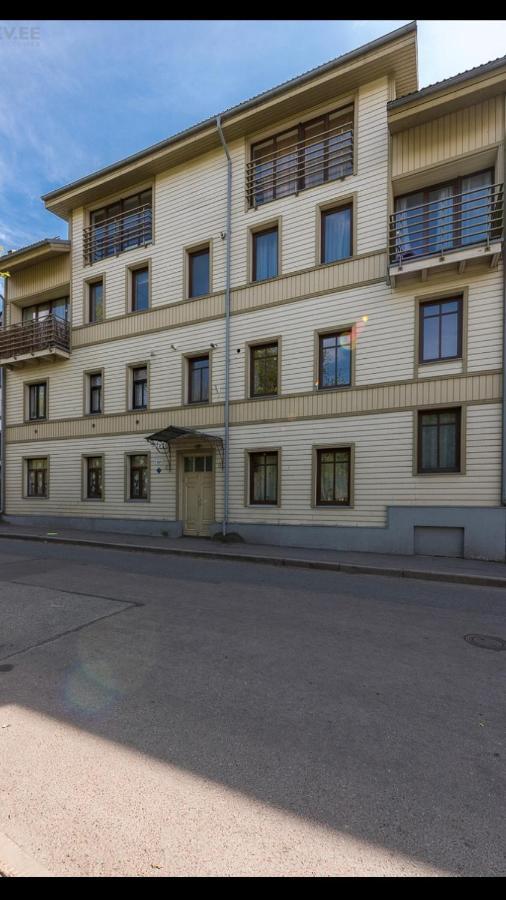 Cozy City Penthouse Apartment, Free Parking Tallinn Exteriör bild